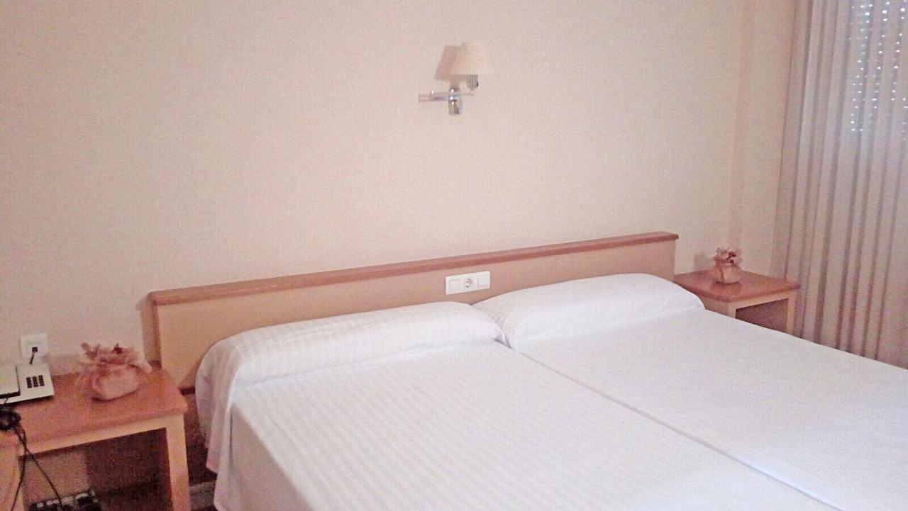 Hotel La Mota By Punta25 Hotels Group Medina del Campo Zewnętrze zdjęcie